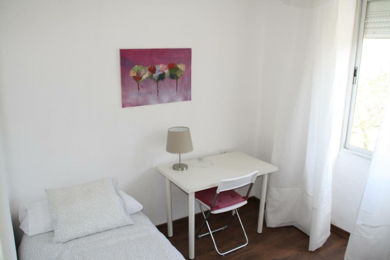 Apartamento Tia Maria Apartment Malaga Luaran gambar