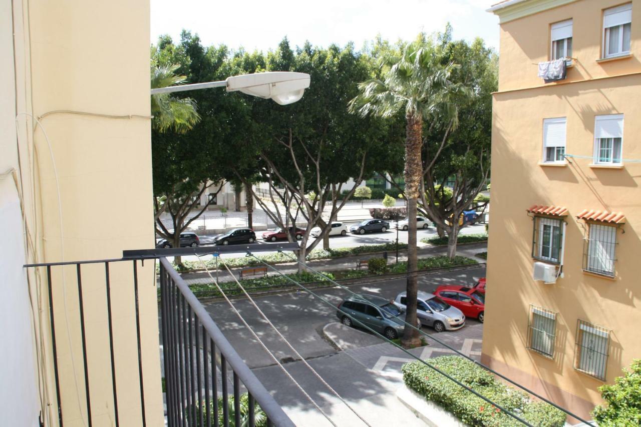Apartamento Tia Maria Apartment Malaga Luaran gambar