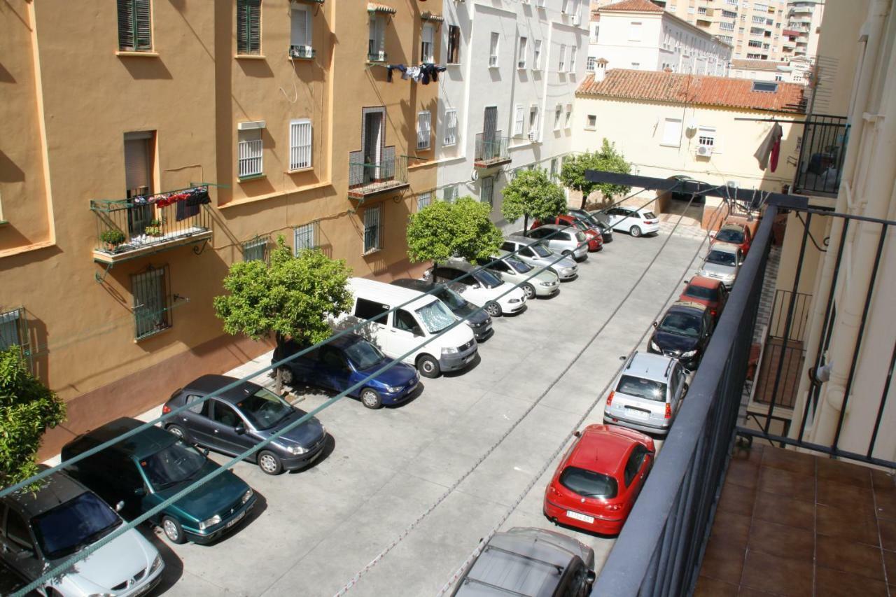 Apartamento Tia Maria Apartment Malaga Luaran gambar